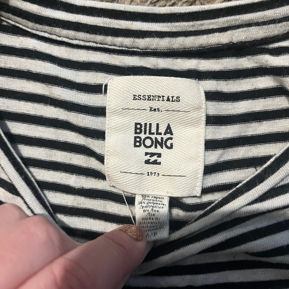 Billabong Lightweight Black & White Stripe Minimalist Tank Top Size Small - Picture 2 of 6